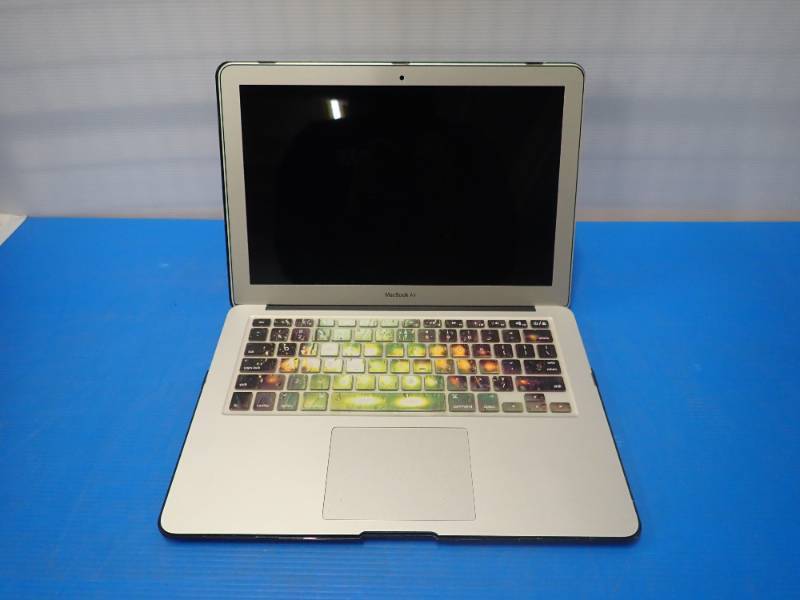 Apple&nbspMacBookAir6,2 A1466 MD760LLB &nbspINTEL(R) CORE(TM) I5-4260U CPU  1.40GHZ  4GB RAM  500GB HD  13.3 Screen w 1440 x 900 resolution  includes IOS and charger