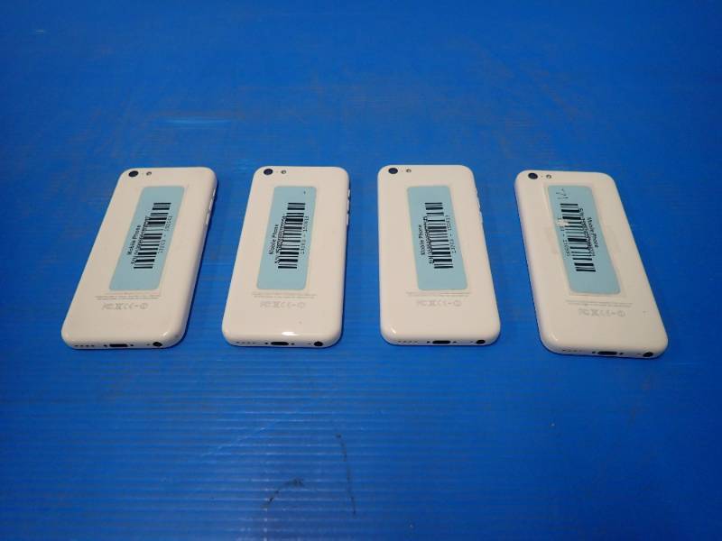 Lot of 4 iPhone 5cs  all units are tested  no chargers  reserve of $100