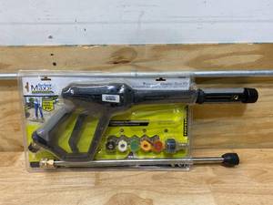 lot 44 image: SURFACEMAXX PRO 4500 PSI Plastic Pressure Washer Spray Gun Kit