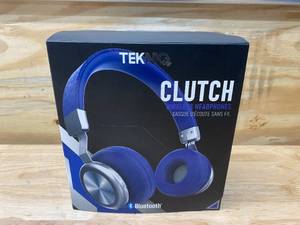 lot 58 image: TEKNIQ- Clutch Wireless Bluetooth Headphones