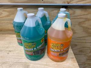 lot 75 image: KRUD KUTTER Lot 5 Gallons of Pressure Washer Concentrate