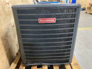 lot 7 image: GOODMAN 5 Ton 16 SEER Air Conditioner Condenser