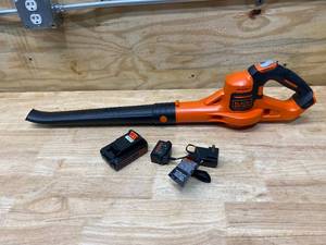 lot 144 image: BLACKDECKER 20V MAX Cordless Sweeper with Power Boost (LSW321)