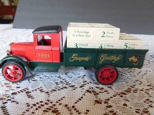 ERTL Metal Jim Beam 1931 Hawkey Delivery Van Bank