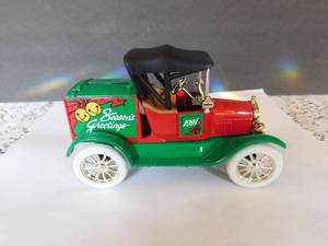 ERTL Metal Jim Beam 1918 Ford model T Runabout Car Bank