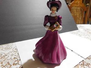 1996 Hallmark Porclean Barbie Statue #10263 of 24,500