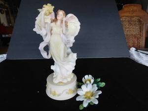 2001 Seraphin Classics Daisy Angel (3pc Set)