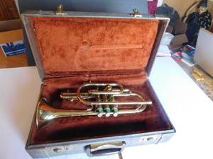 1950s-1960s Old Ambassador Coronet with Case A08742