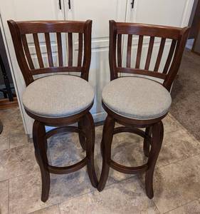 Beautiful Wood Swivel Barstool Set