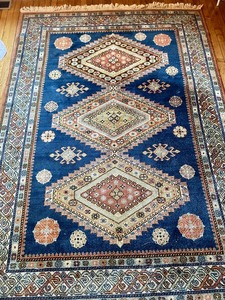 Amazing Vintage Area Rug