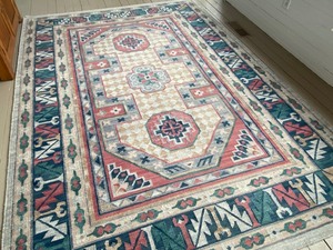Beautiful Vintage Area Rug