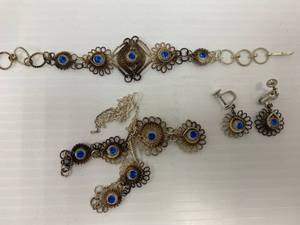 lot 70 image: Antique Ornate Woven Sterling Silver Necklace, Bracelet and earings