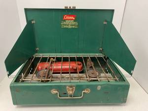 lot 84 image: Vintage Coleman Gas Stove Model 413G
