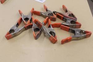 lot 639 image: Lot of (8) 2 Hand Spring Clamps