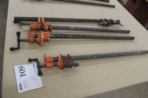lot 604 image: Lot of (4) 32 Pipe Clamps