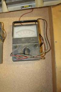lot 70 image: Micronta Volt-Ohm Meter