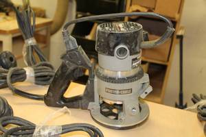 lot 76 image: Porter-Cable 6912 Heavy Duty Router