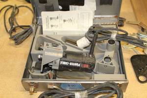 lot 112 image: Porter-Cable 7301 Power Unit with Laminate Slitter 7307, Attachments, Metal