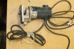 lot 115 image: Bosch 1608 Router