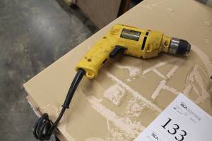 lot 136 image: DeWalt DW106 38 VSR Drill