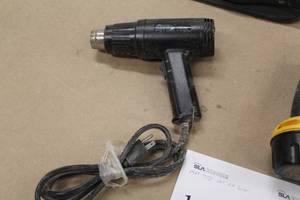 lot 146 image: Home Right C816308 Hot Air Tool