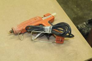 lot 141 image: 3M Scotch-Weld AE-II Hot Melt Applicator