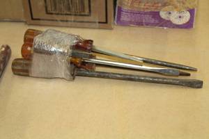 lot 722 image: Lot of (6) Screwdrivers (mixed)