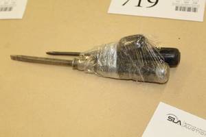 lot 727 image: Lot of (3) Screwdrivers (mixed)