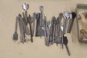 lot 749 image: Lot of (24) Spade Bits