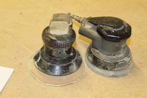 lot 188 image: Lot of (2) Air Orbital Sanders