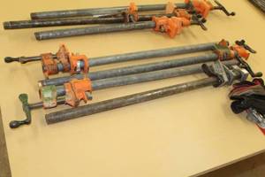 lot 768 image: Lot of (4) 26 Pipe Clamps