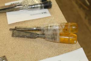 lot 787 image: Lot of (3) Wood Chisels