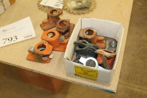 lot 793 image: Lot of  Pipe Clamp Parts