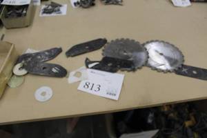 lot 813 image: Dado Head Blades