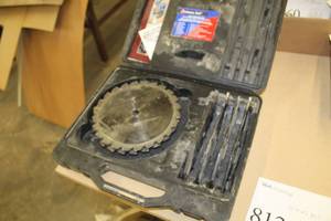 lot 812 image: Amana Tool Dado Head Blades