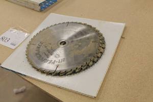 lot 803 image: Lot of (5) 12 Saw Blades