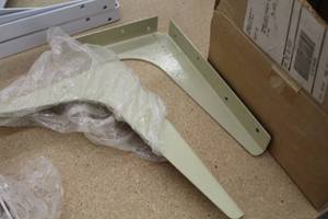 lot 816 image: Lot of (2) 13x8-12 Countertop Brackets