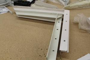 lot 826 image: Lot of (4) Countertop Support  Brackets
