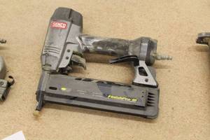 lot 231 image: Senco Finish Pro 18 GA Air NailerStapler