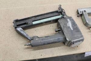 lot 238 image: Senco SKS Air NailerStapler