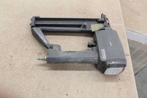 lot 236 image: Senco Air NailerStapler