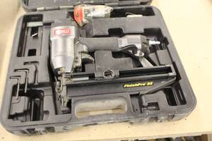 lot 253 image: Senco Finish Pro 32 16 GA Air NailerStapler (New In Case )