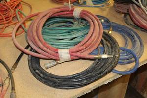 lot 208 image: Lot of (5) Air Hoses