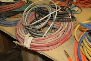 lot 209 image: Lot of (5) Air Hoses