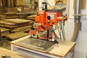 lot 29 image: 2004 Blum Minipress Hinge Machine - Includes hinge insertion attachment