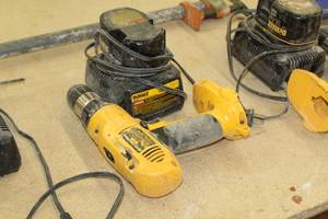 lot 267 image: DeWalt DW990 12 VSR 14.4V Adjustable Clutch DrillDriver, Battery, Charger