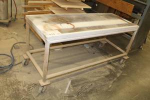 lot 834 image: Rolling Workstation