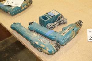 lot 271 image: Makita Cordless 38 Drill, 12 Angle Drill, Charger