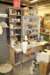 lot 849 image: Paint Workstation