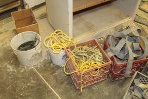 lot 339 image: Lot of  Assorted Ropes and Bungee Cords and Cargo Tie-Downs